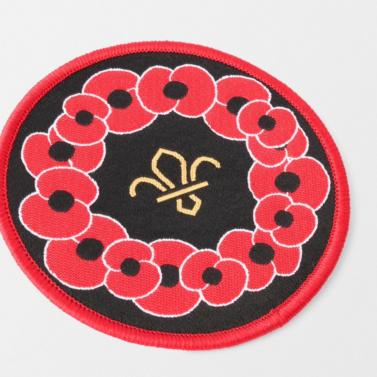 Poppy &amp; Scouts Wreath Blanket Badge