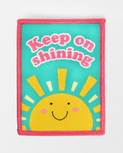 Keep on Shining Blanket Badge