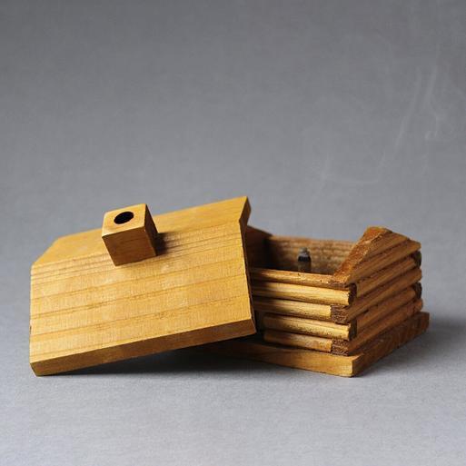 https://shop.scouts.org.uk/gifts/paines-log-cabin-incense-burner-medium